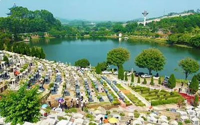 教你怎样选好墓地