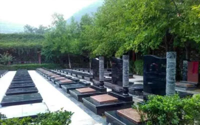 如何选择放心的墓地