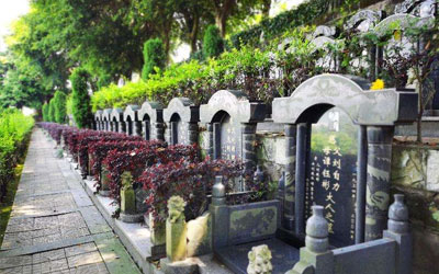 选择公墓有什么技巧,如何选择一块风水好的公墓