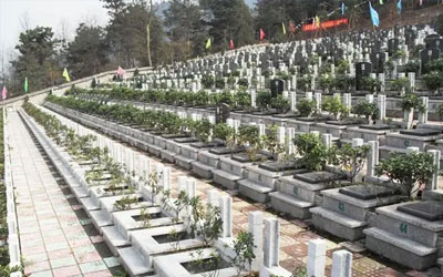 选择公墓时排号有什么讲究吗,选择哪一排对墓地的风水好