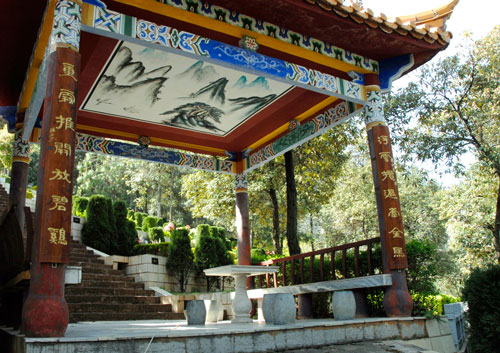 昆明金宝山艺术陵园