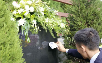 殡葬业“暴利”的根源不只是垄断