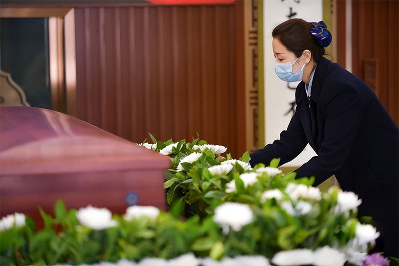 90后殡葬师的日与夜