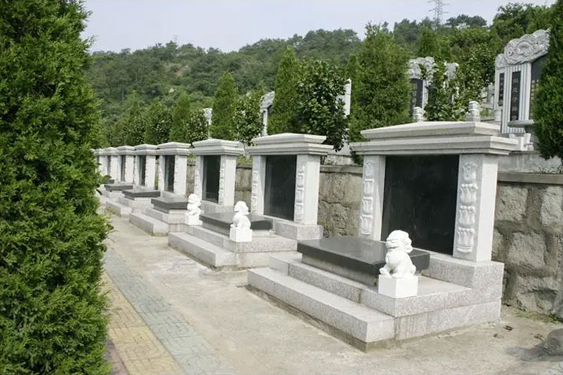 提前购买墓地是一种爱的表达