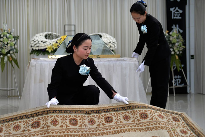 殡葬行业背后的心酸故事