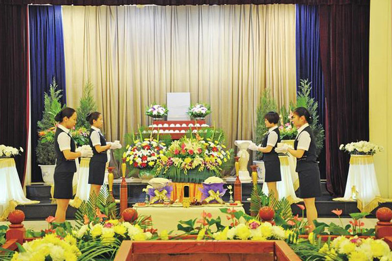 昆明殡葬行业揭秘：昆明墓地销售真的暴利吗？殡葬服务的“黑幕”大揭秘