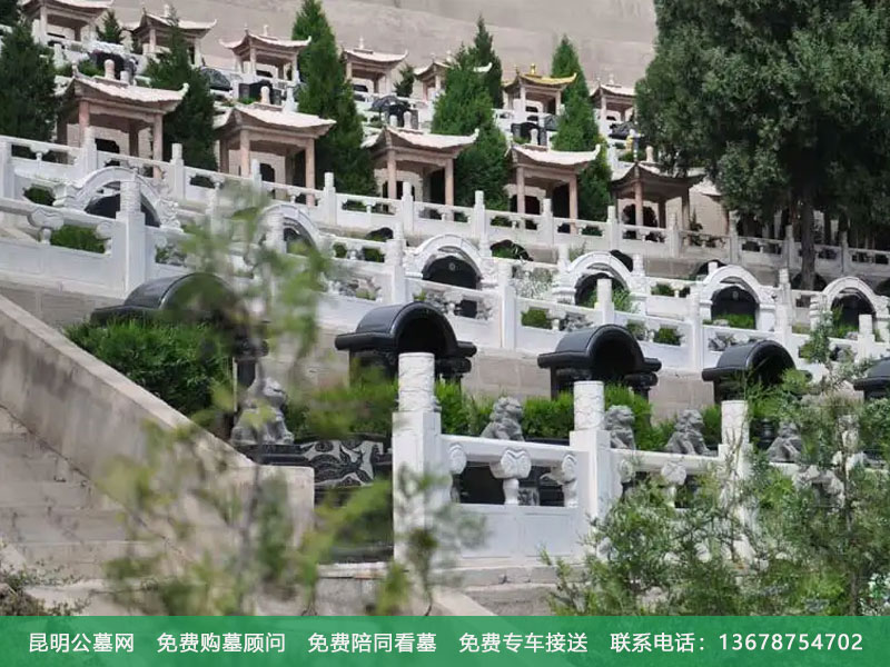 山在墓地什么方向风水好