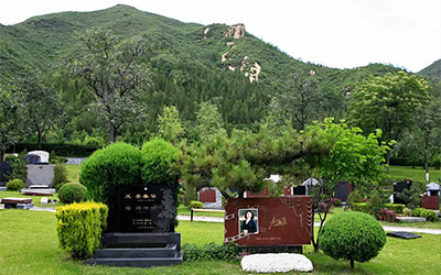 山地墓地风水怎么看