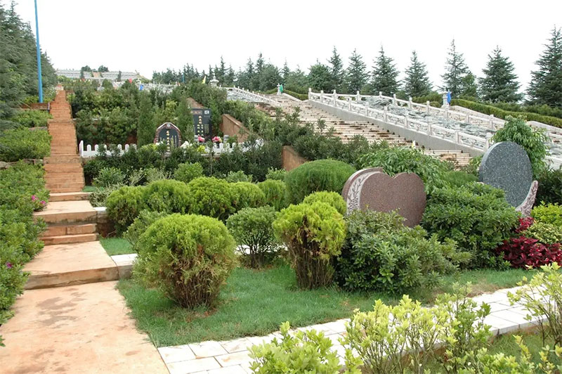 祖孙三代人属相相同怎么选墓