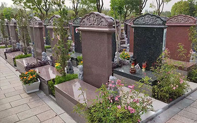 在昆明如何选择风水墓地(什么样的墓地风水好)