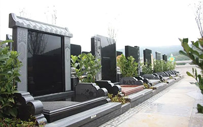 如何在公墓陵园中选择上佳穴位？昆明风水好的墓地怎么选？