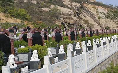 昆明市墓地预约电话是多少？昆明市陵园墓地预约服务