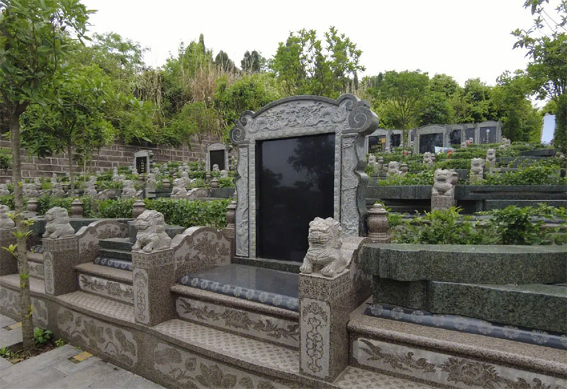 在昆明如何选墓地