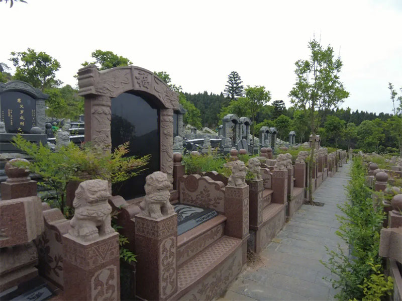 选择昆明公墓墓地有哪些讲究