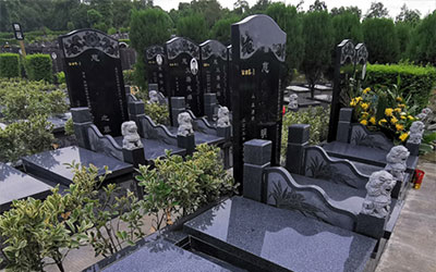 八十岁以上老人买墓地