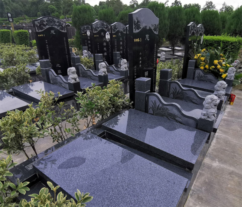 八十岁以上老人买墓地