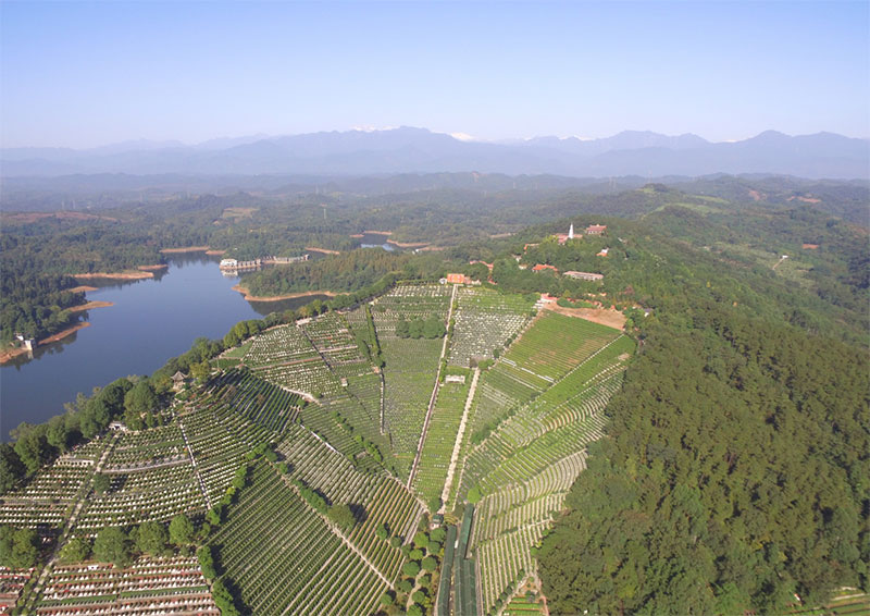 在昆明选择墓地，需要遵循哪些原则？昆明哪所墓园比较好？