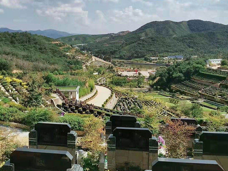 昆明服务好的墓园都有哪些？环境怎么样？