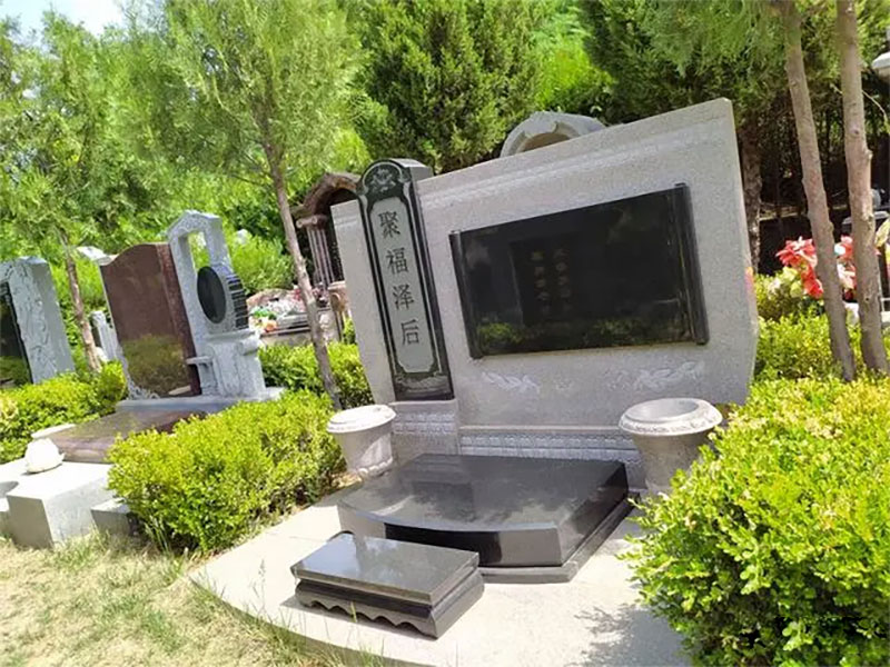 选择墓地需要考虑哪些方面？需要注意什么？