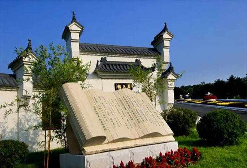 我们在购买墓地时都要考虑哪些方面