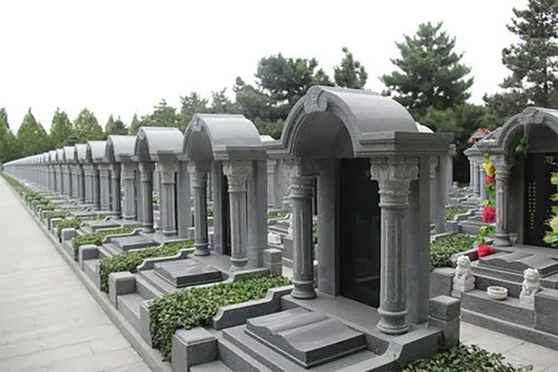 购买昆明墓地的费用有什么注意的，购买昆明墓地的费用的统一价格吗？