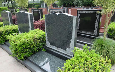 昆明传统墓和定制墓有什么区别？哪个价格更便宜？