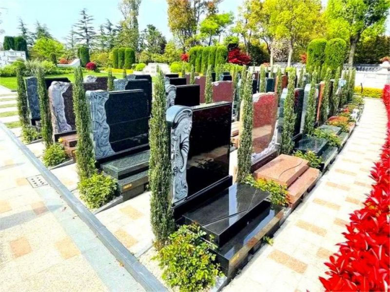 昆明陵园有单人墓地吗？买单人墓地合适？还是双人墓地？