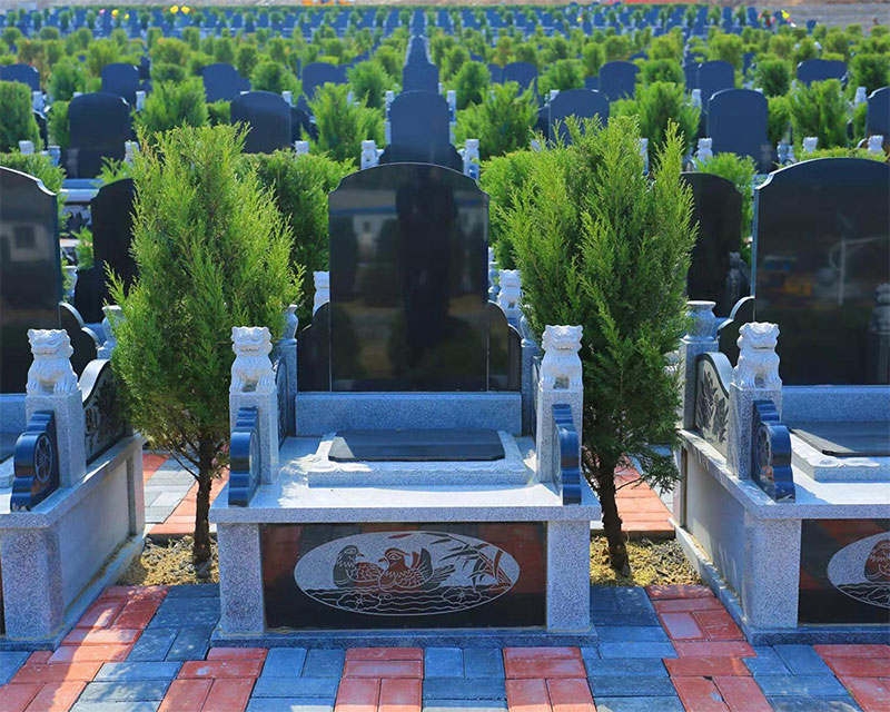 选择墓地时的重要考量因素有哪些