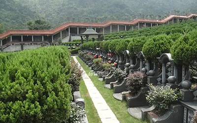 公墓选墓地有哪些讲究？墓地风水