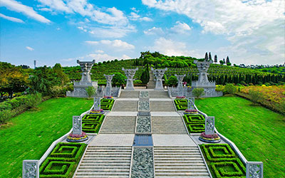 选坟地简单的方法有哪些？