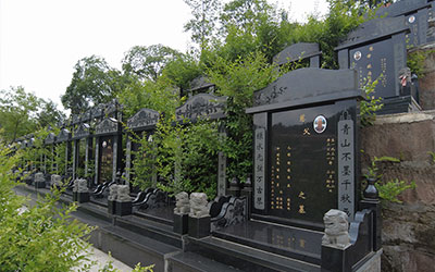 如何为亲人选择一个合适的公墓