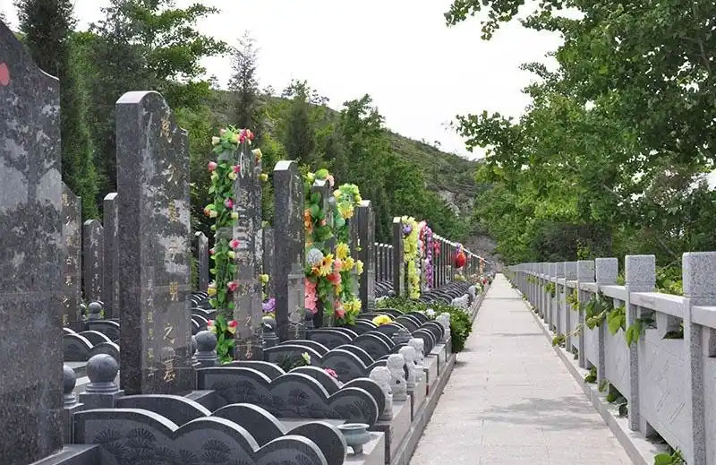 昆明选墓地避坑秘籍：让挚爱安息得宜