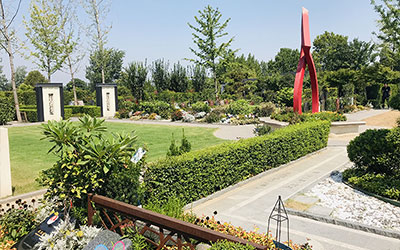 公墓选地：如何避开风水禁忌