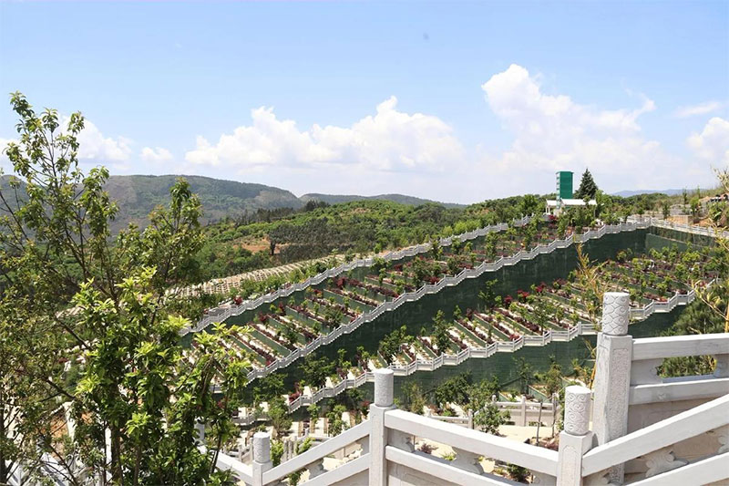 购买昆明墓地要签合同书吗