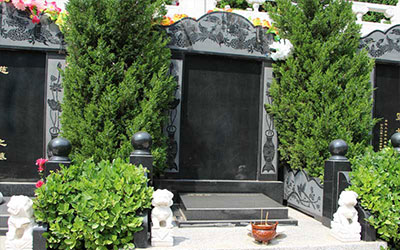 昆明墓地：如何选择墓碑材质？