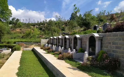 昆明2025年墓地价格表，昆明九大公墓推荐