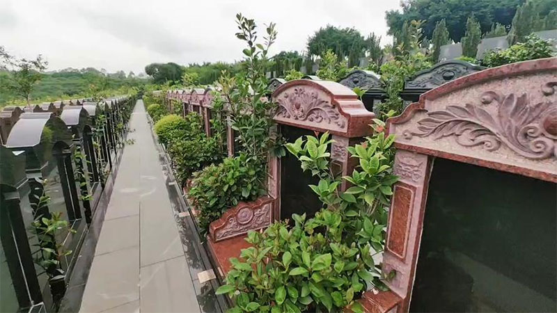 在昆明墓园里怎样才能选到合适的墓位