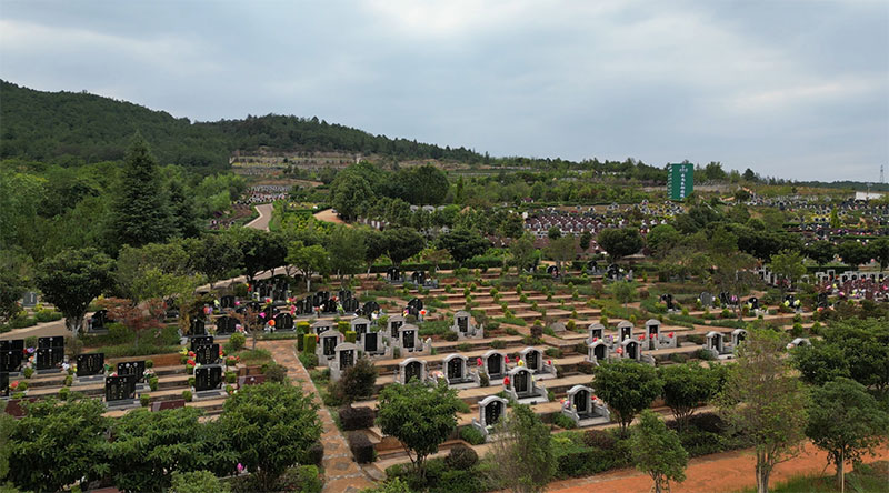昆明哪个公墓环境山水好？大型经营性公墓是哪个？