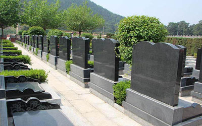 墓地价格日益高涨，怎么看待有人买阳宅当阴宅