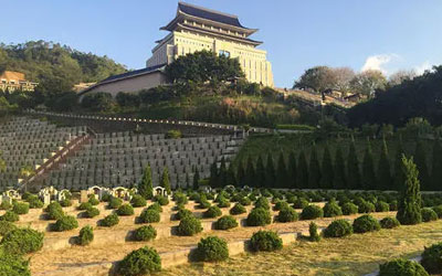 教你墓地风水的选择技巧