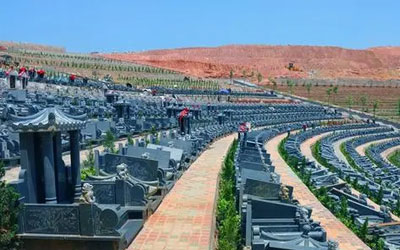 墓地的石材如何挑选？有什么讲究没？