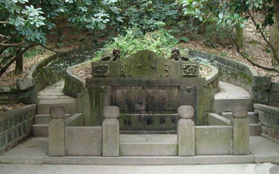 祖坟为什么能荫佑后代?