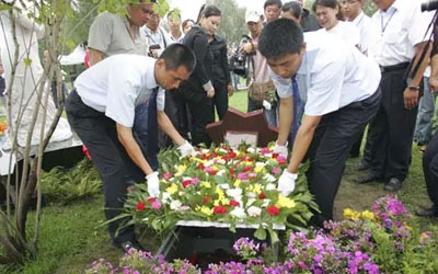 骨灰盒下葬的过程和禁忌