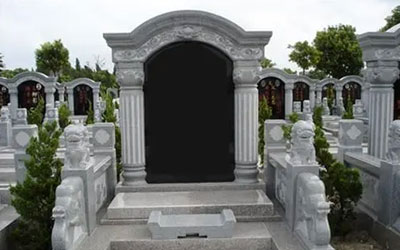 墓碑上的字及其颜色有什么讲究