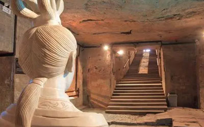 中国古人的墓都有什么讲究？分为“坟、墓、冢、陵”