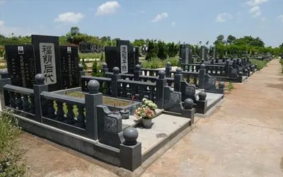 农村选墓地、立墓碑，对土质有特殊要求！