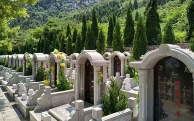 清明节来临如何选择墓地至关重要