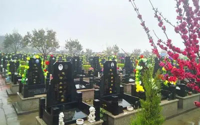 古代人下葬后，为何嘴里都要放一块东西？