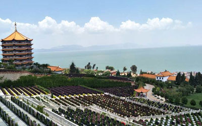 购买的昆明公墓墓地可以私人转让吗？