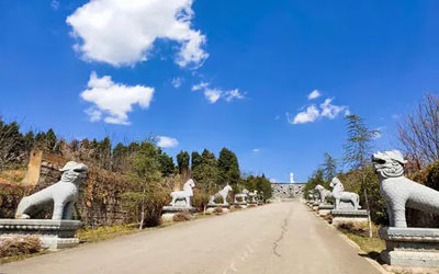 云南昆明公墓,昆明环境好的公墓,青龙园公墓